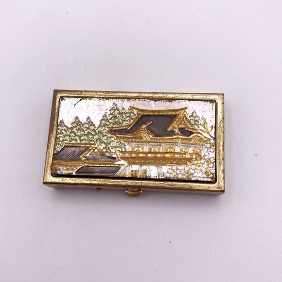 Gold Tone Vintage Pill Box With Chinese Scene Decoration - Picture 1 of 7